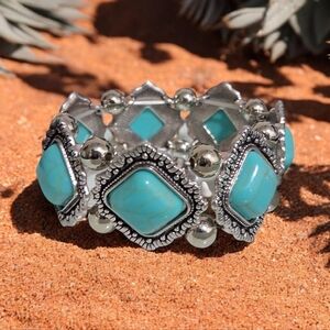 TURQUOISE STRETCH BRACELET 6.25 - 6.5